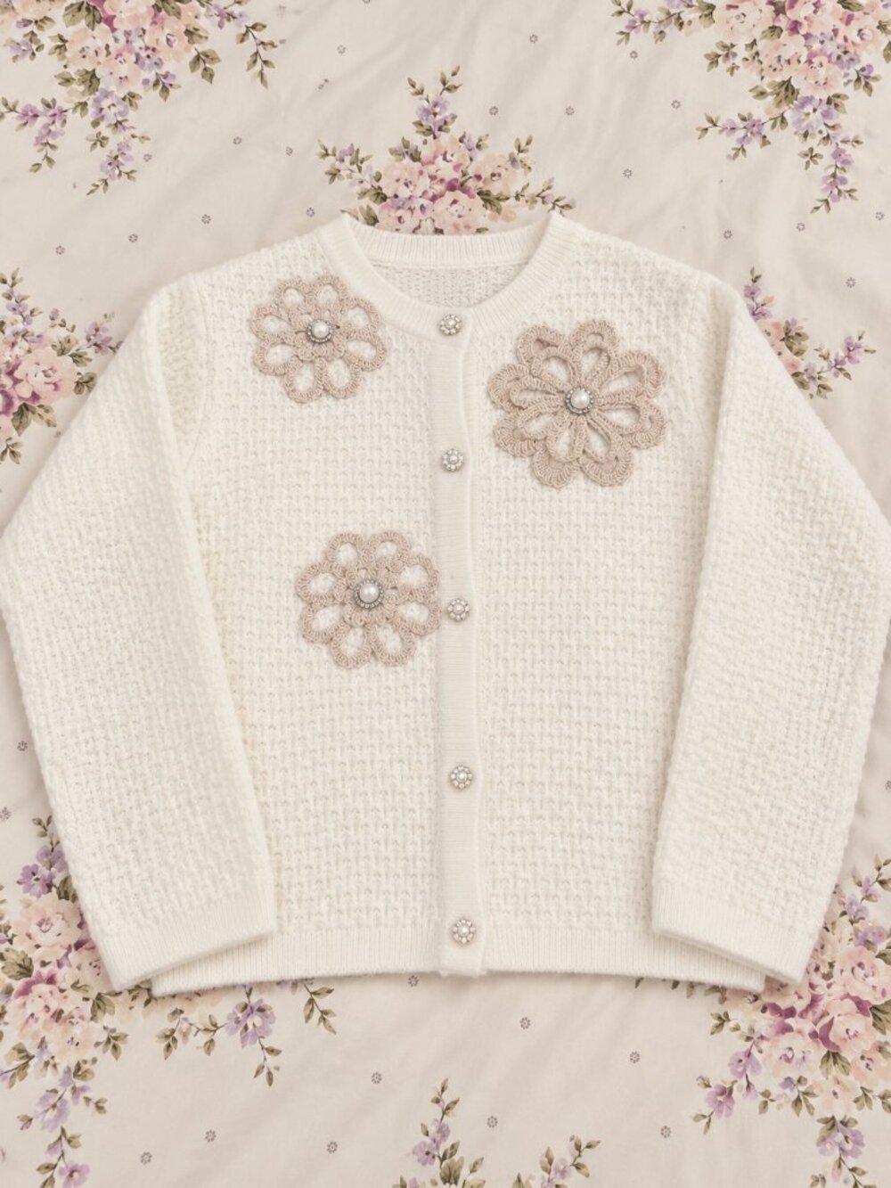 Ladies White Floral Embellished Cardigan – Size L/XL